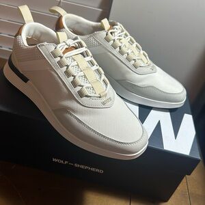 Wolf & Shepherd Crossover Victory Trainer